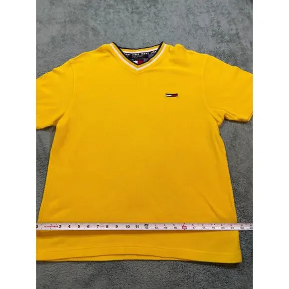 Tommy Jeans Yellow V-Neck T-Shirt Size US UK Medium - Picture 8 of 10